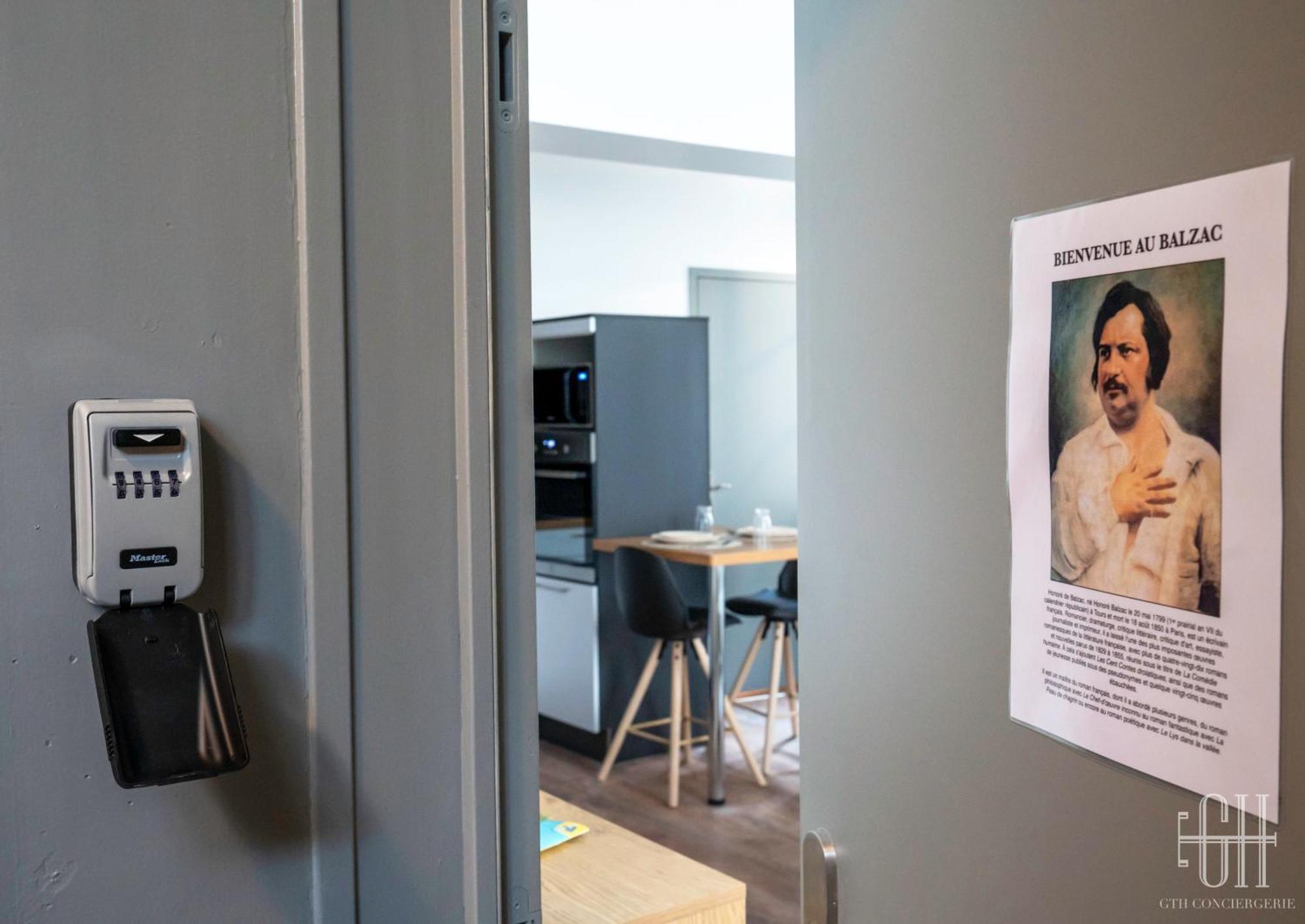 Apartamento Le Balzac / Colbert - Bord De Loire Tours Exterior foto